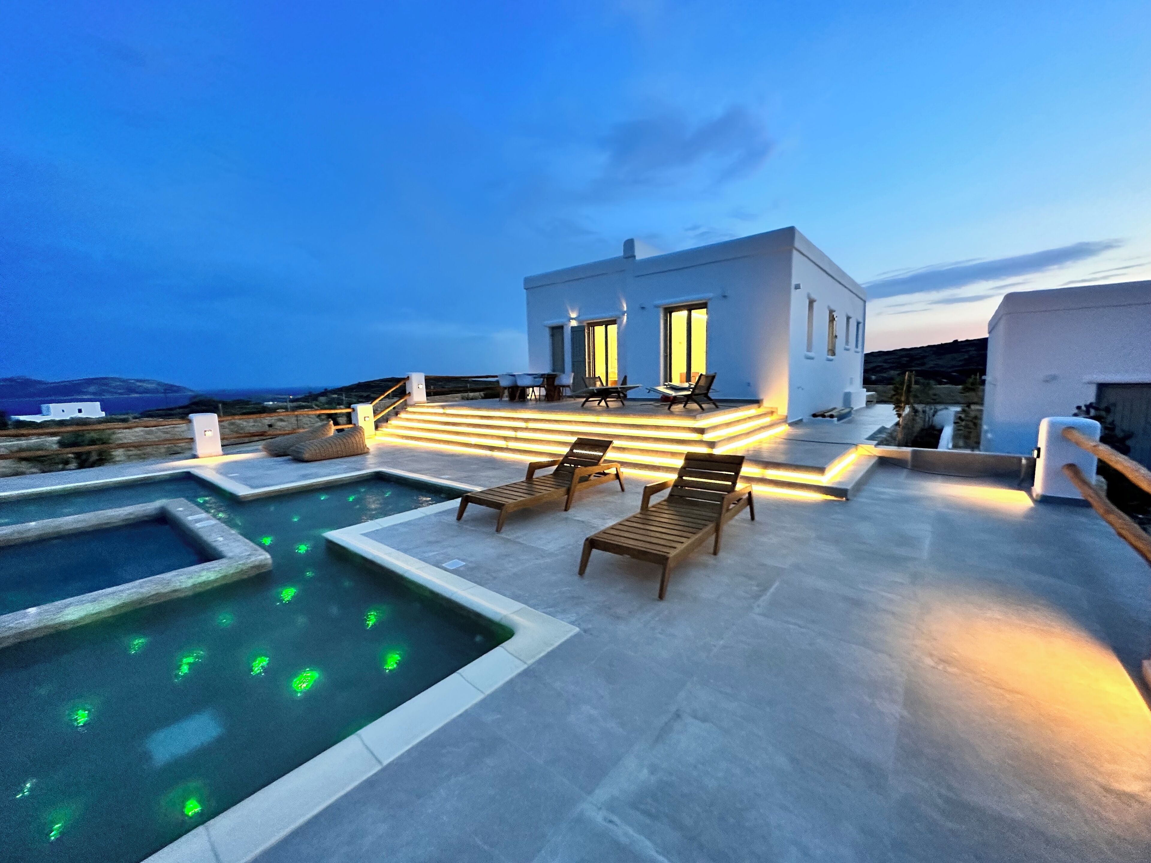 Aeris Suites