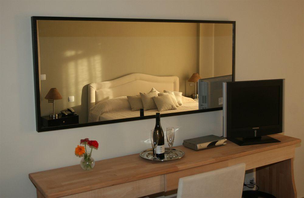 Athena Luxury