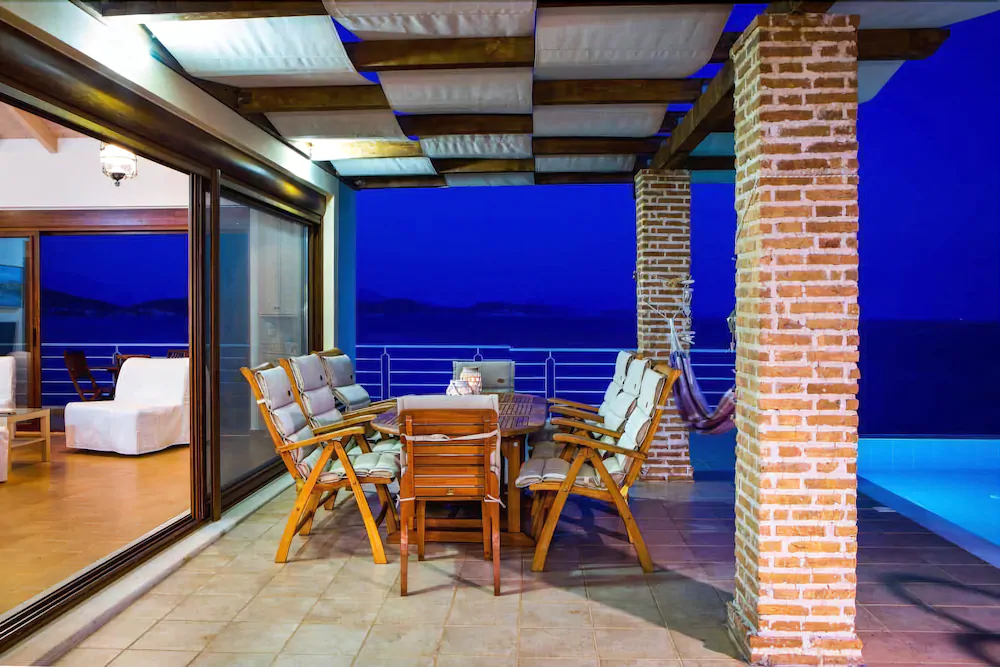 Villa Iris