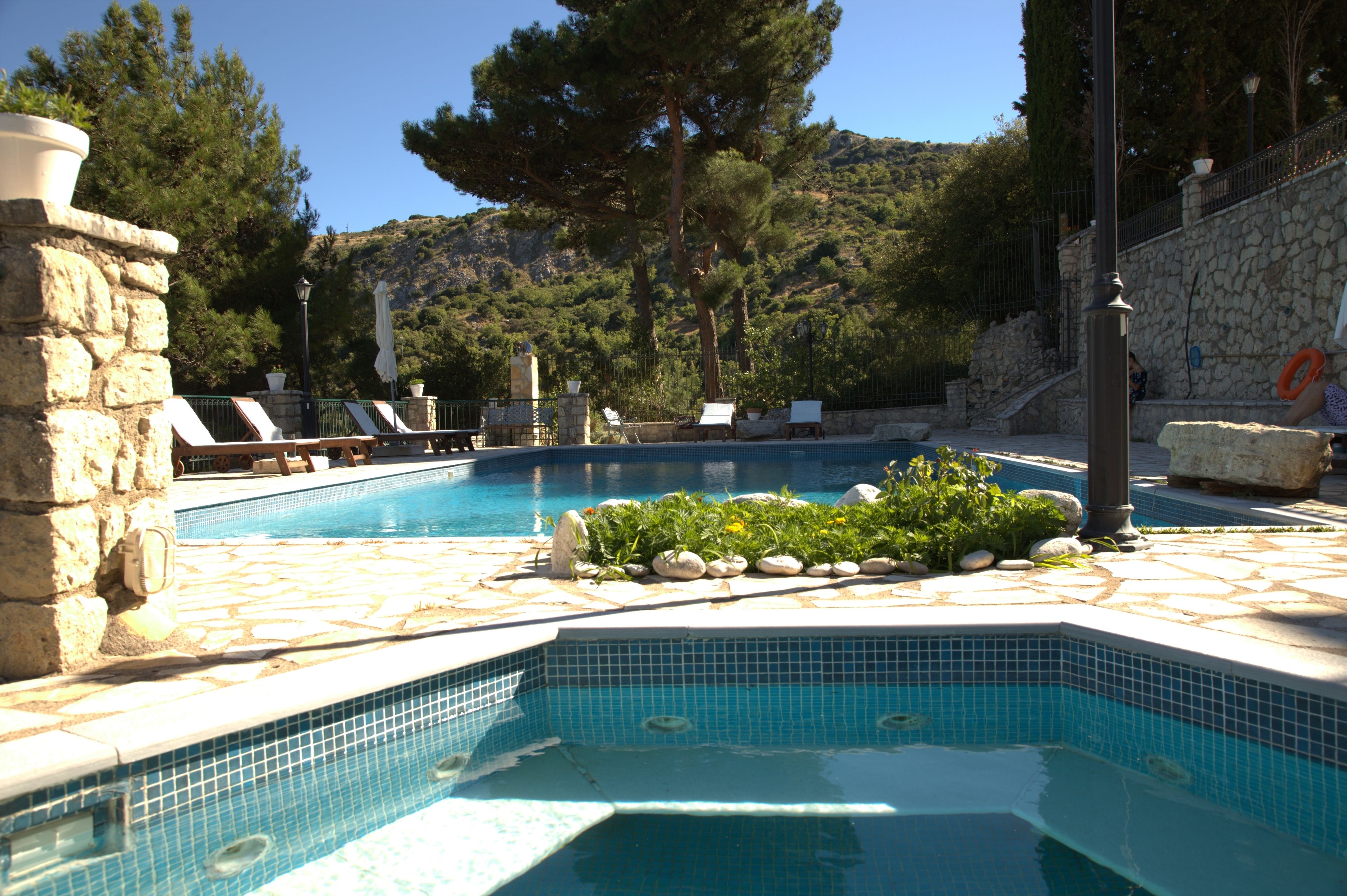 Estate Dafnopanagia Studio Ourania