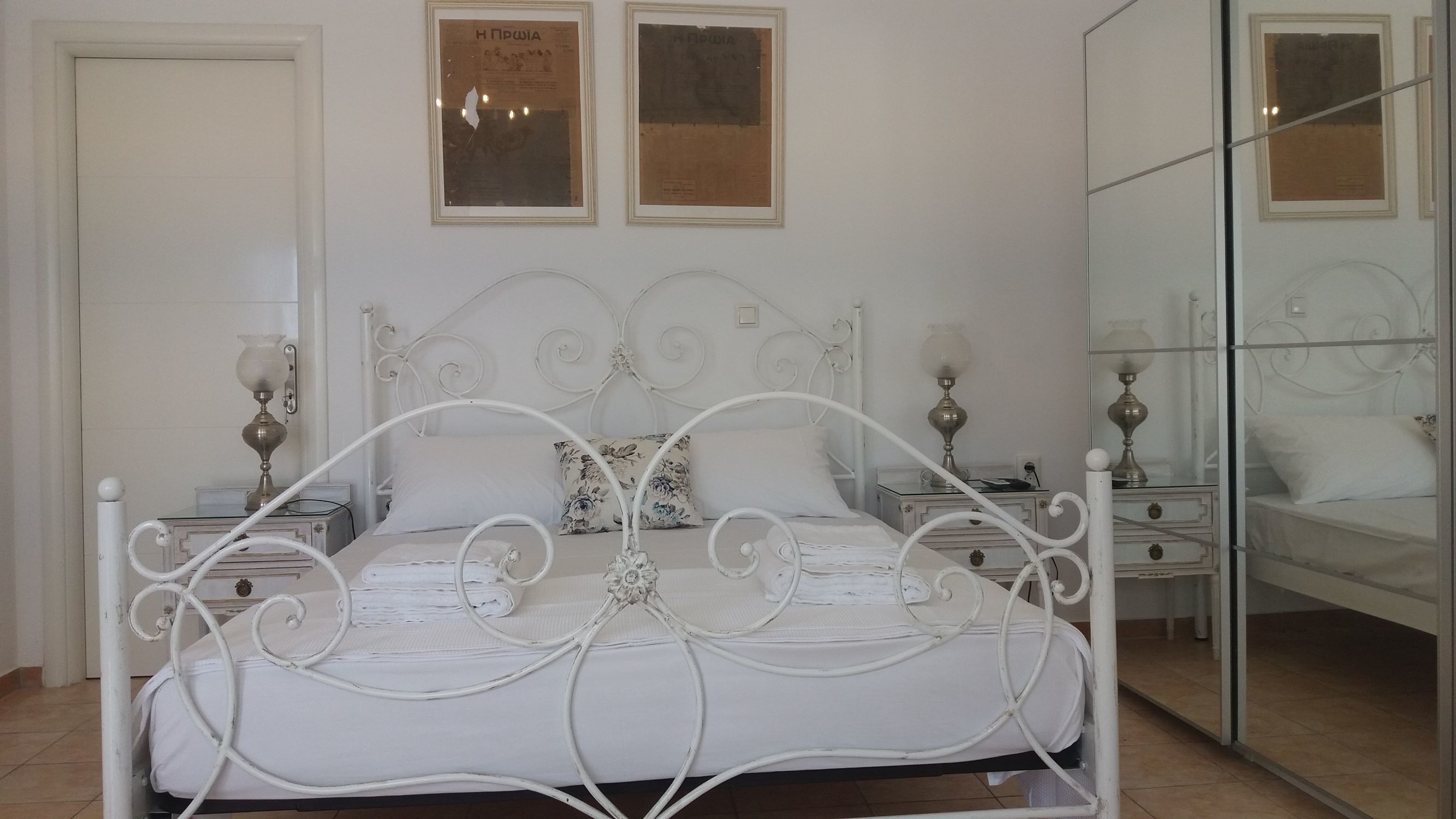 Estate Dafnopanagia Studio Ourania