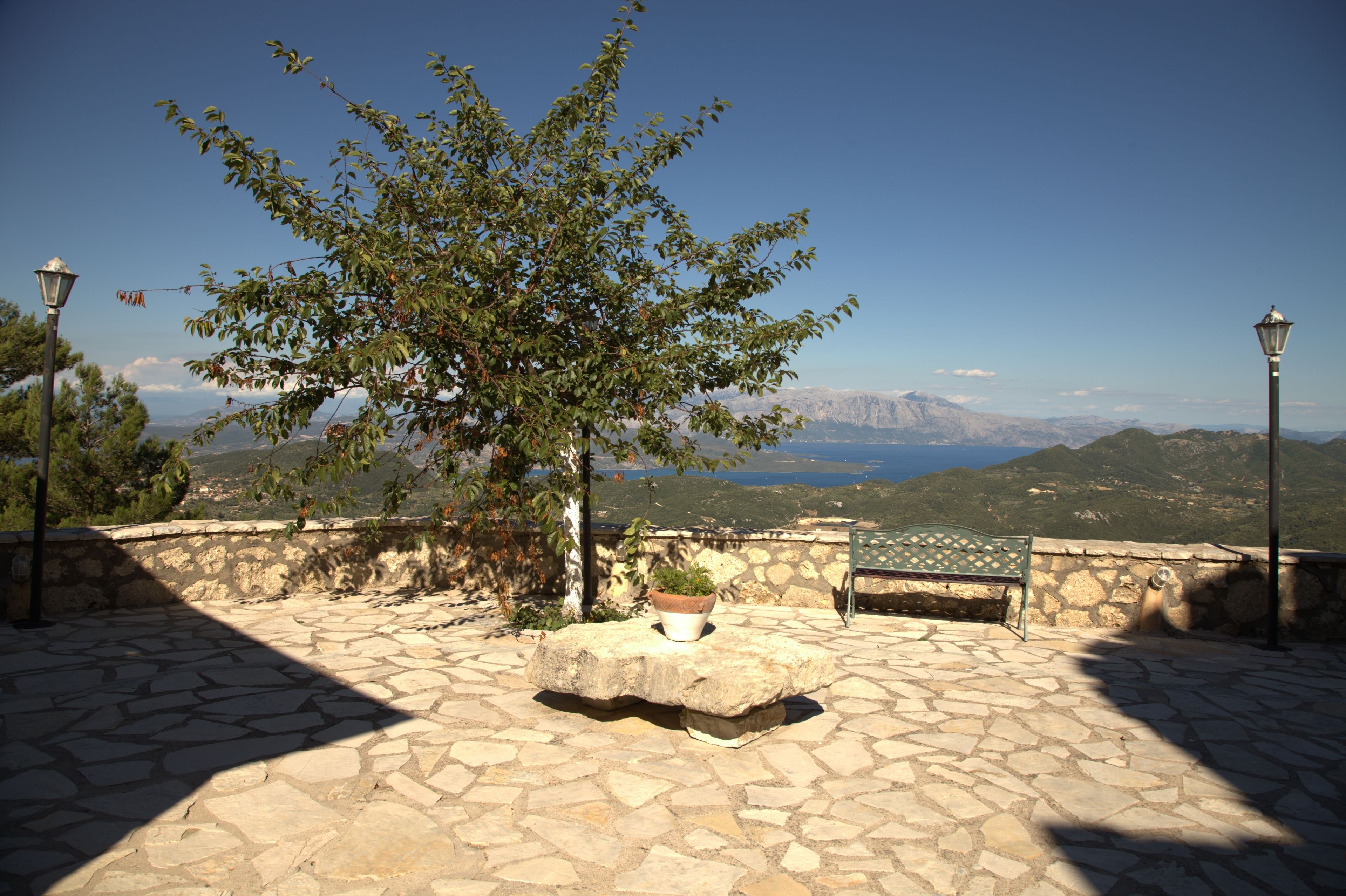 Estate Dafnopanagia Studio Ourania