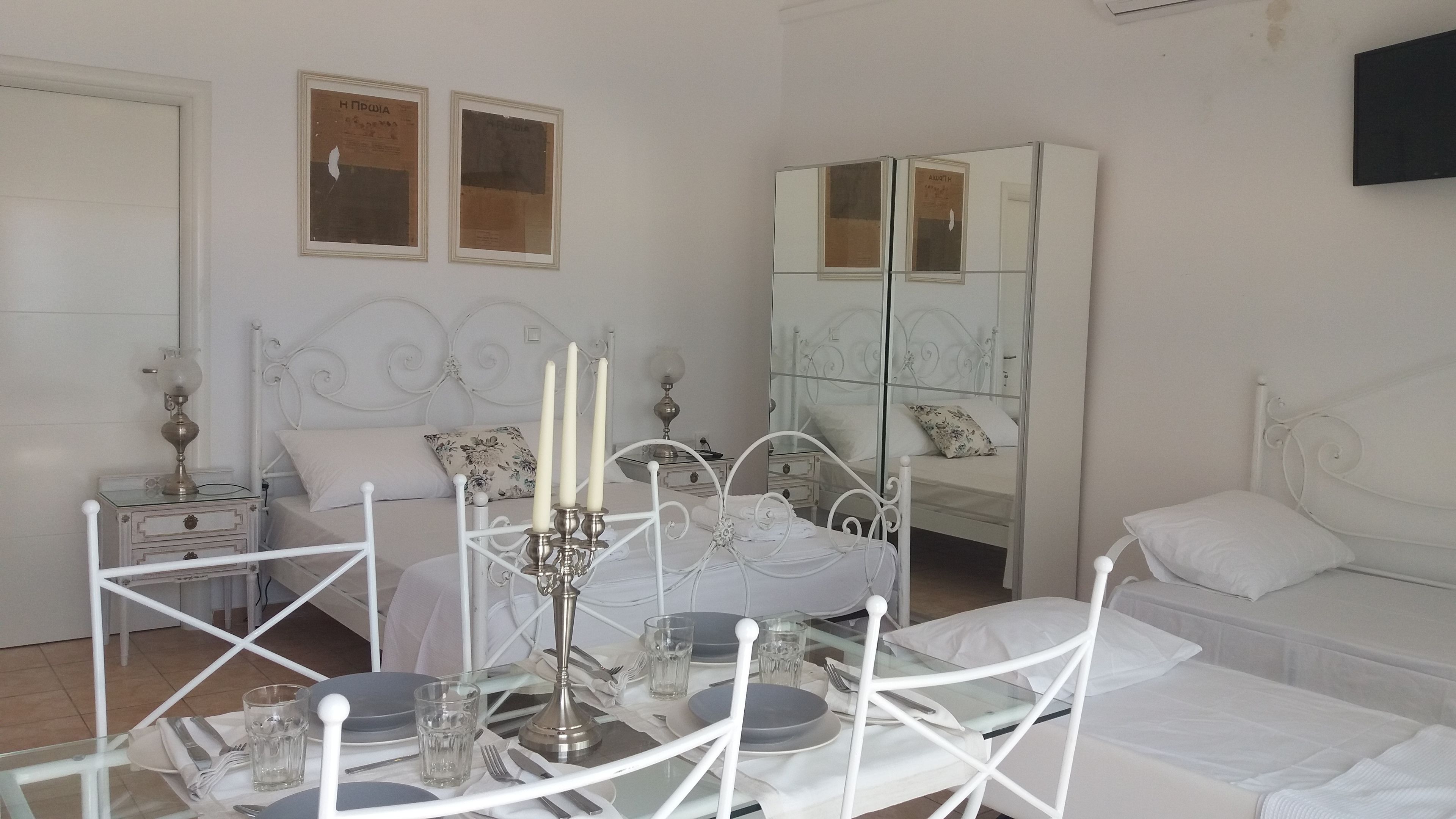 Estate Dafnopanagia Studio Ourania