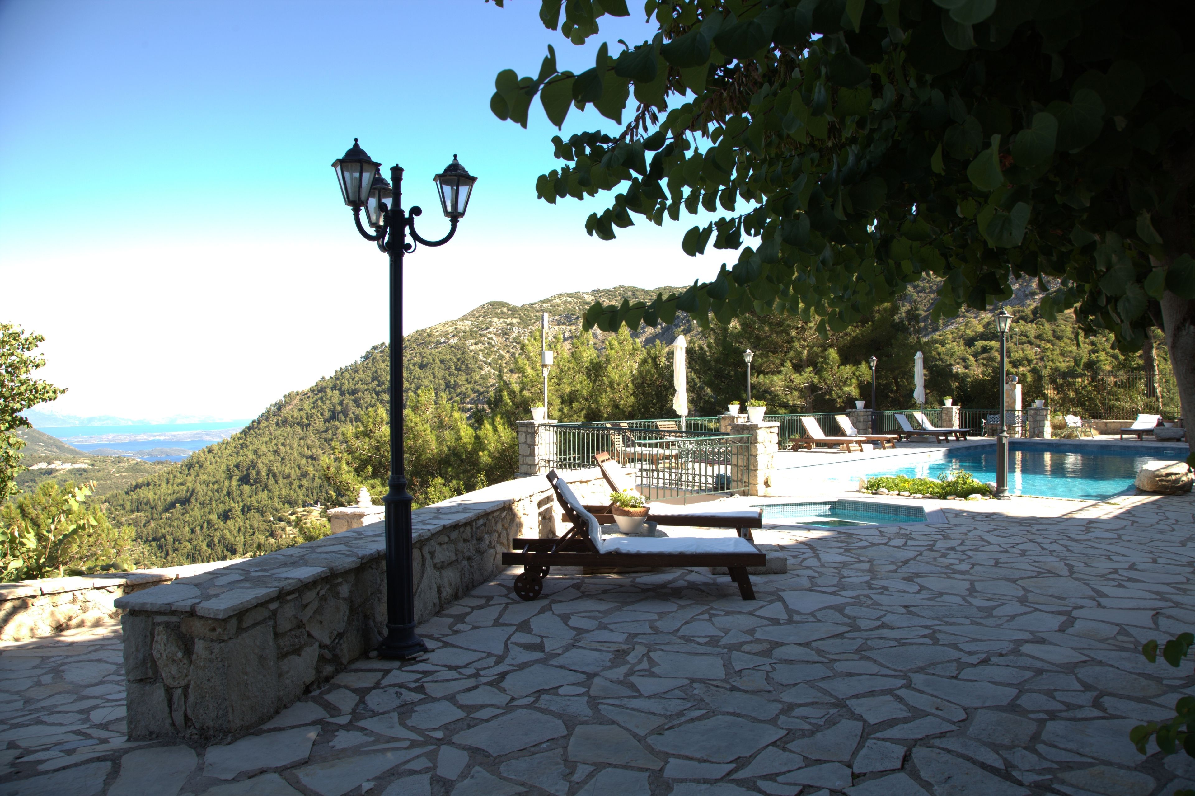 Estate Dafnopanagia Studio Ourania