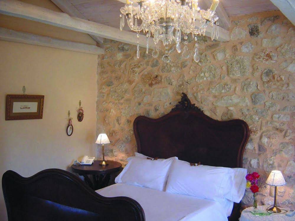 Pavezzo Country Retreat