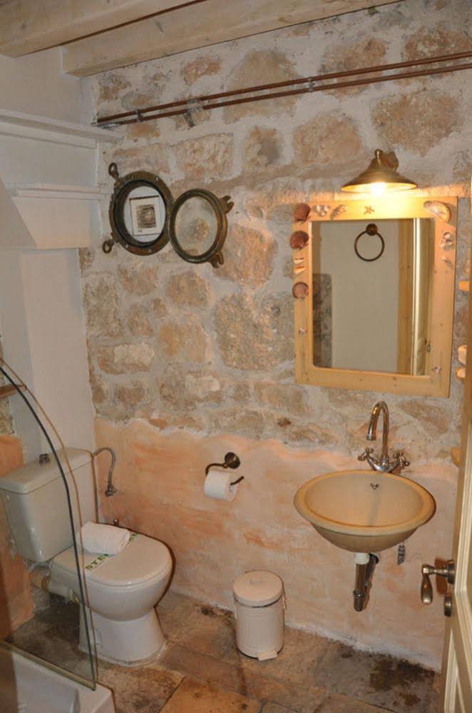 Pavezzo Country Retreat