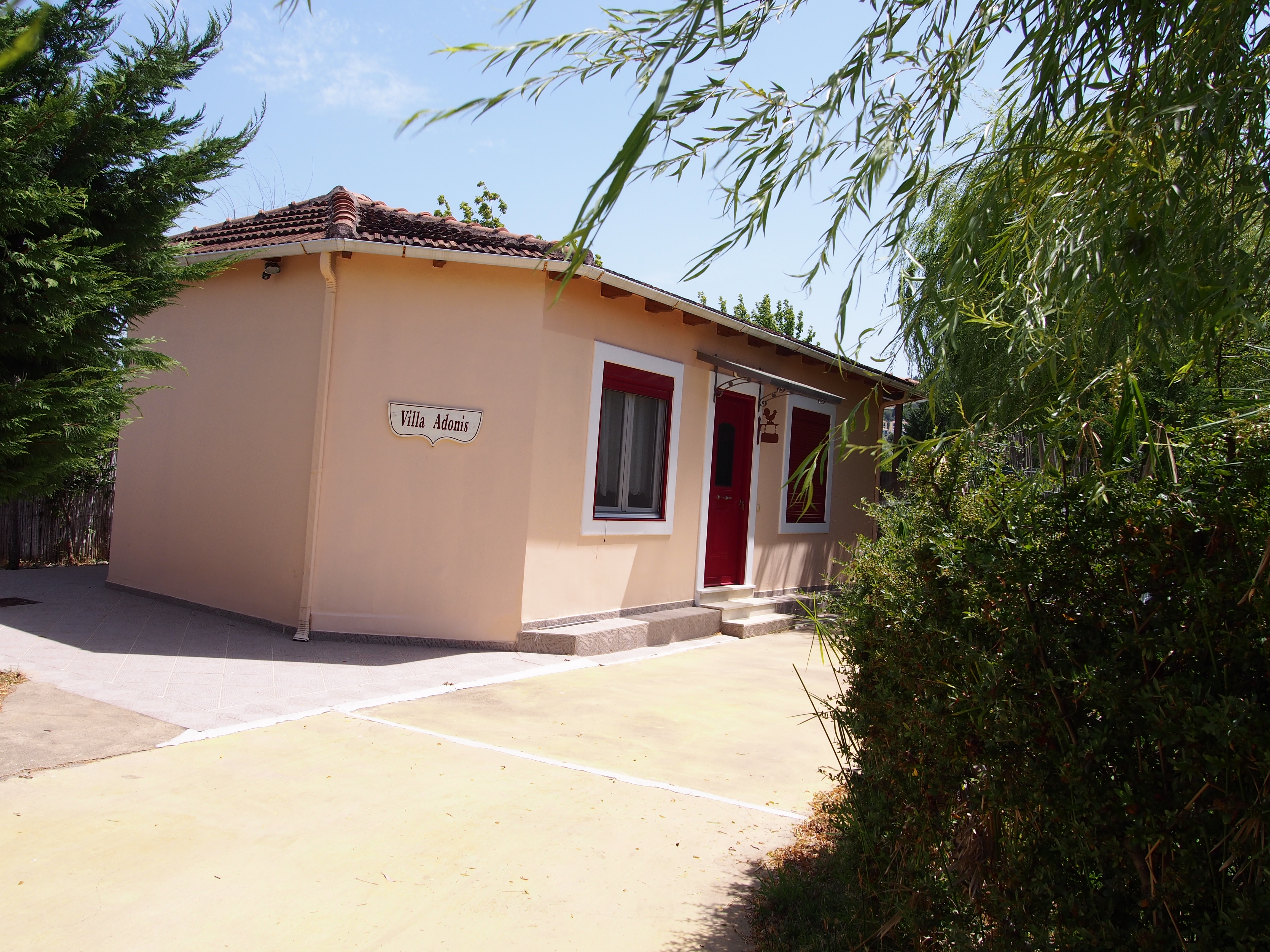 Gyra Villas