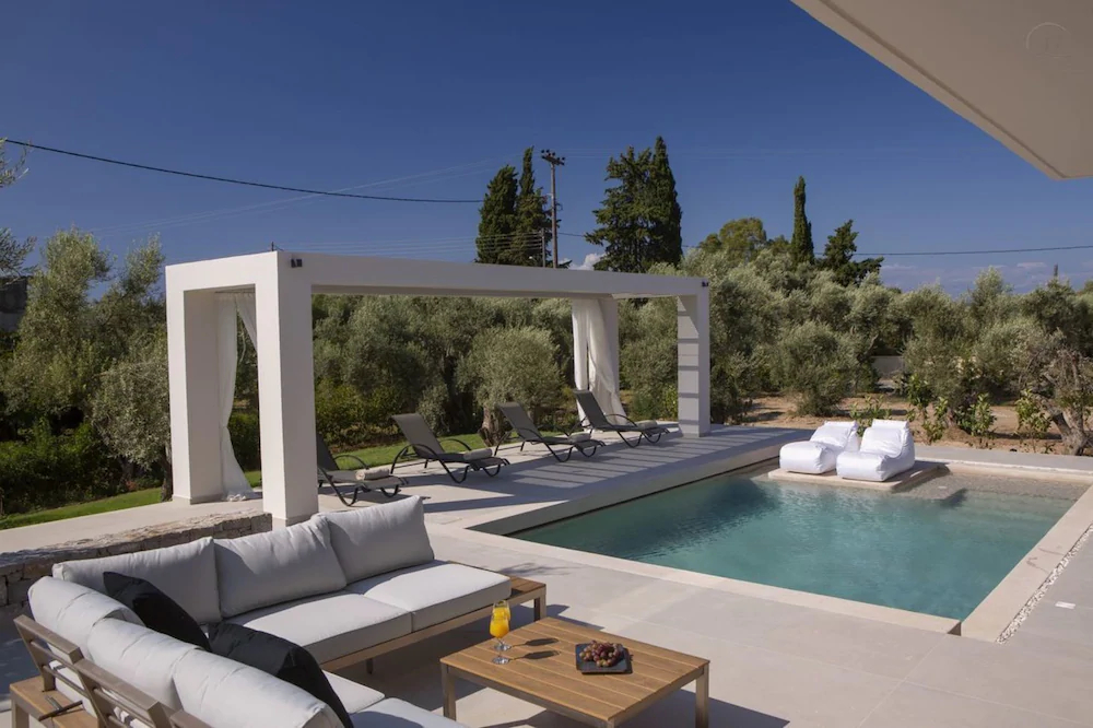Villa Olive Green