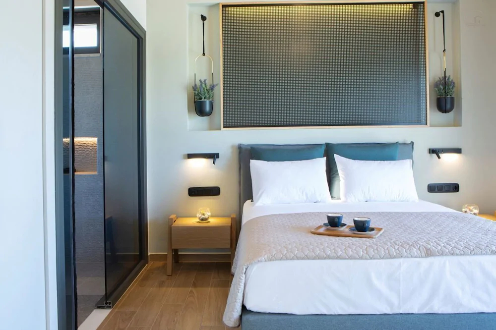 Villa Olive Green