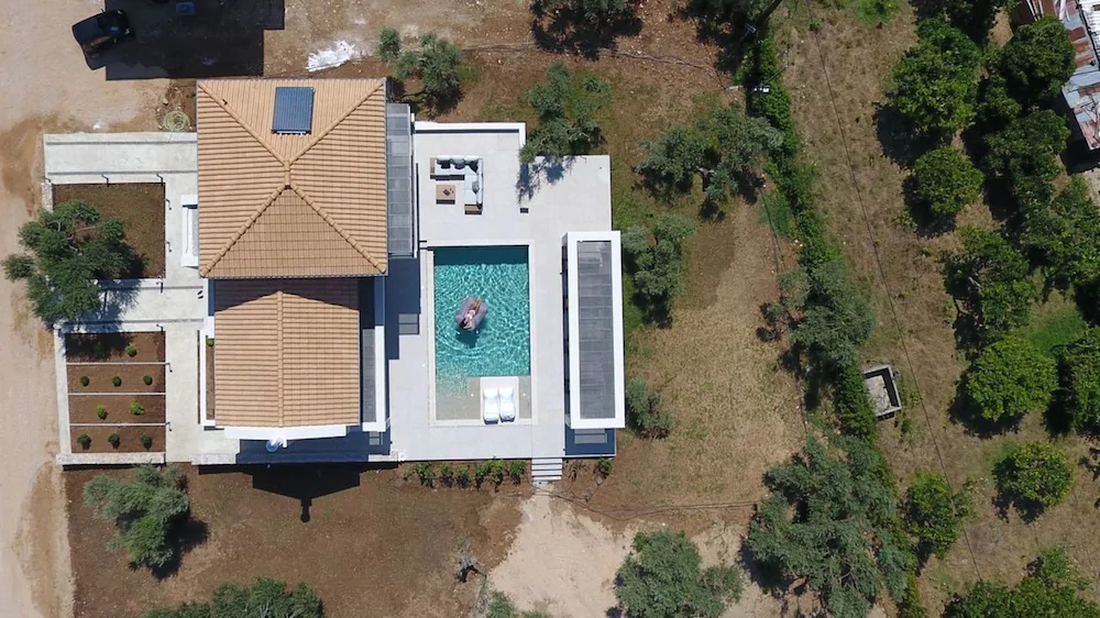Villa Olive Green
