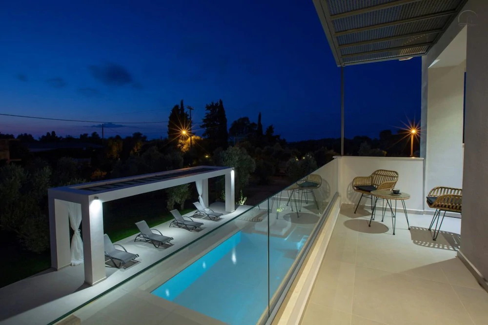 Villa Olive Green