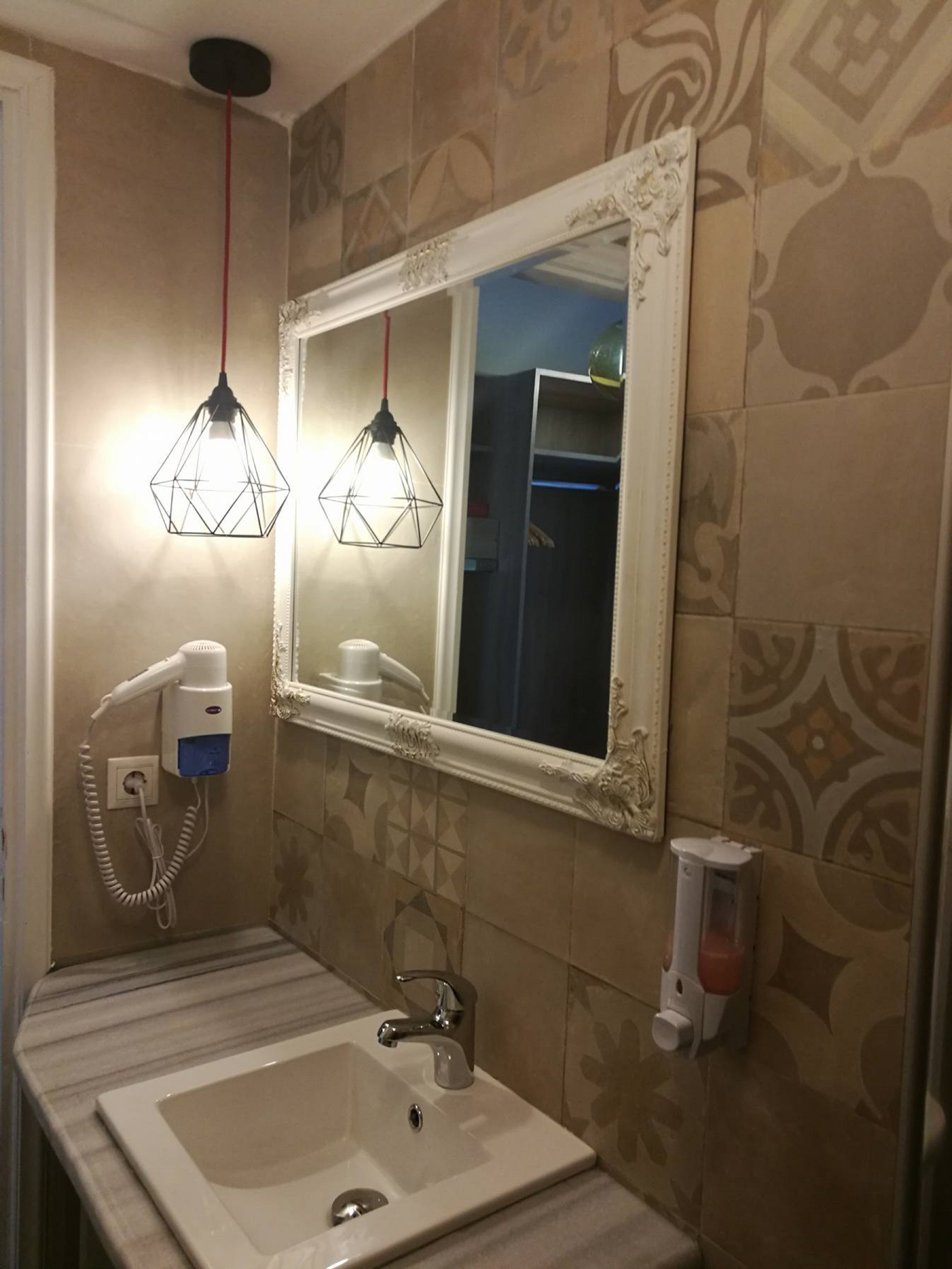 Rouda Bay Beach Hotel