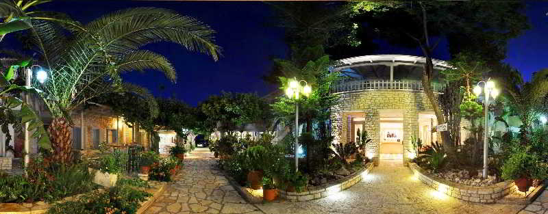Rouda Bay Beach Hotel