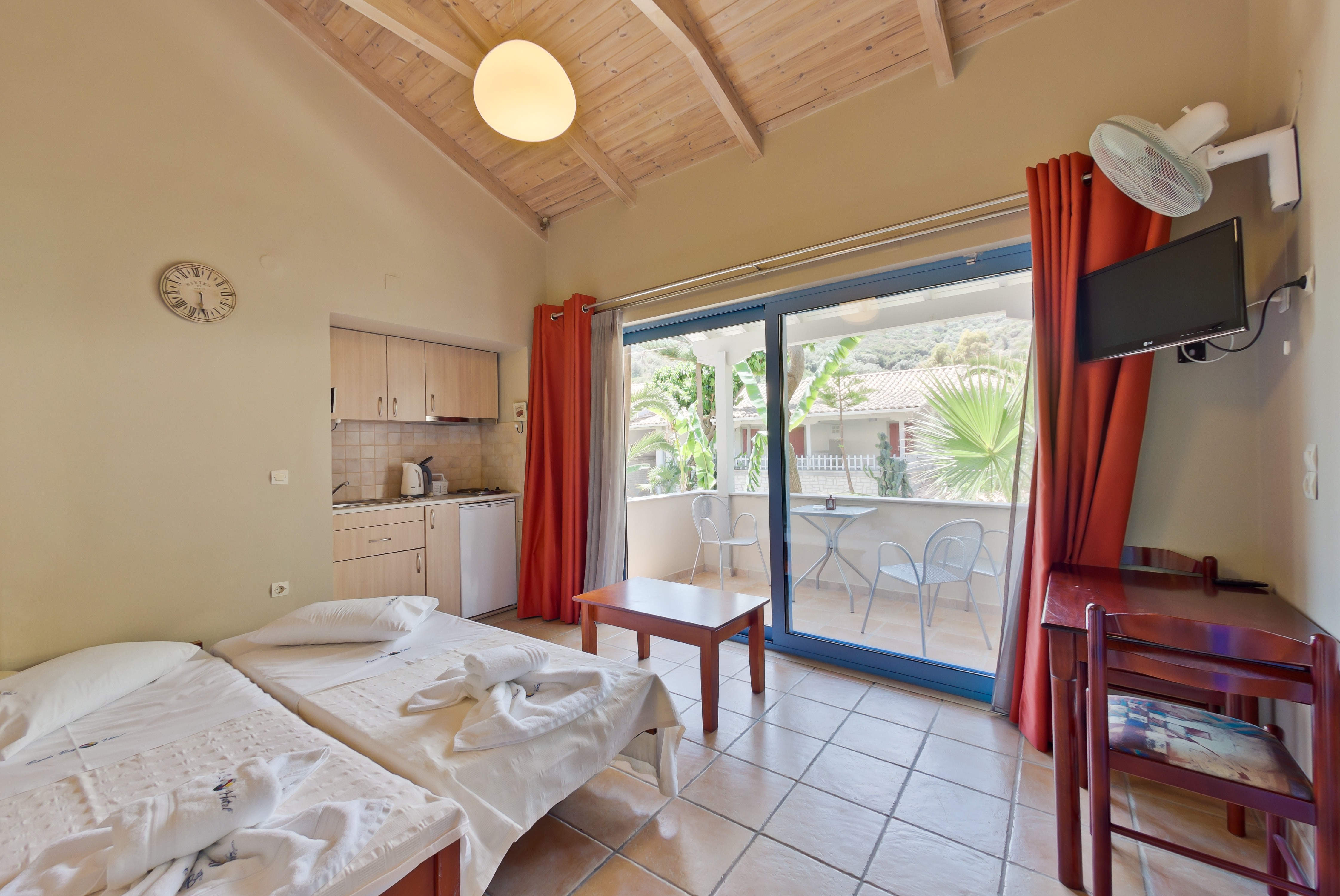 Rouda Bay Beach Hotel