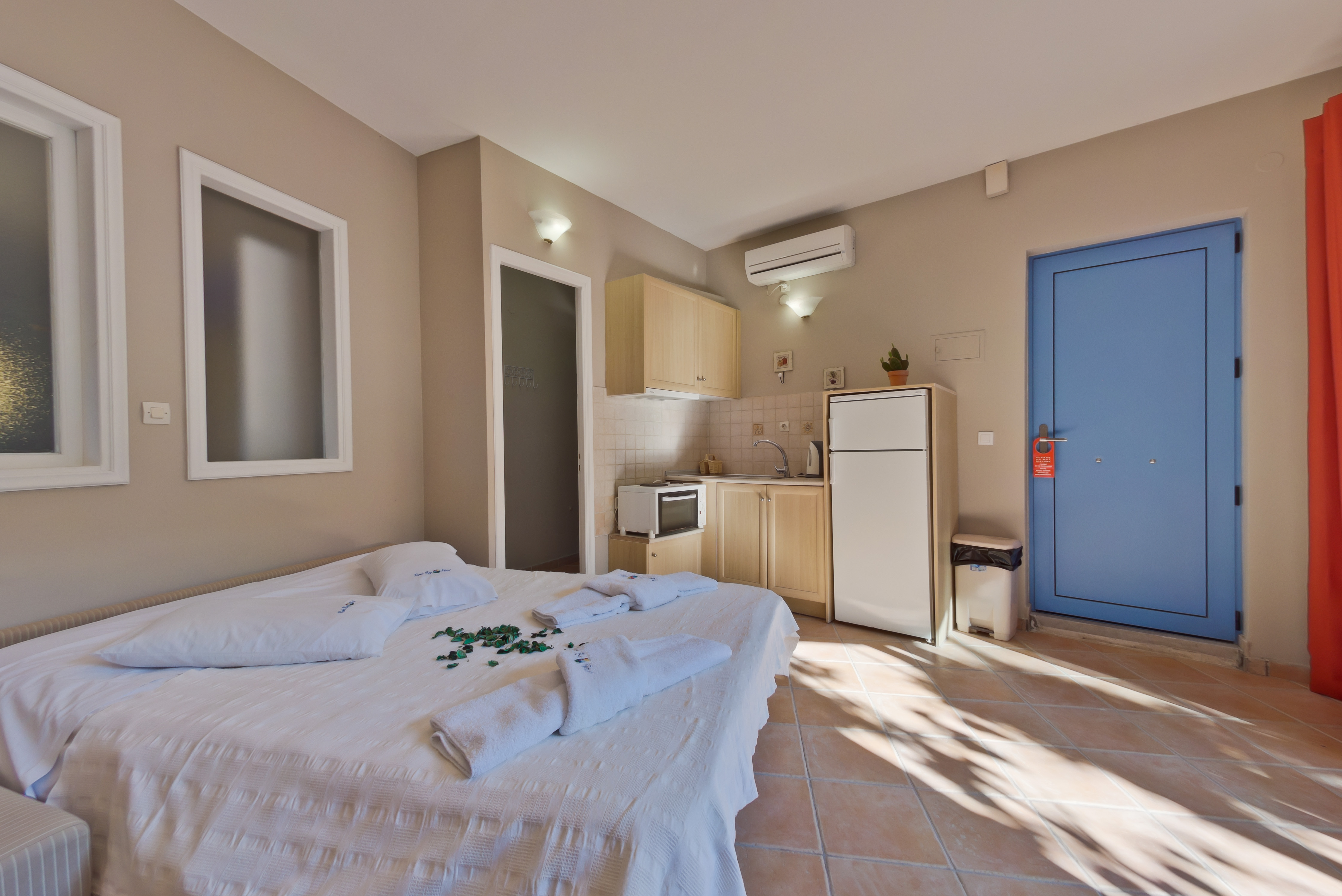 Rouda Bay Beach Hotel