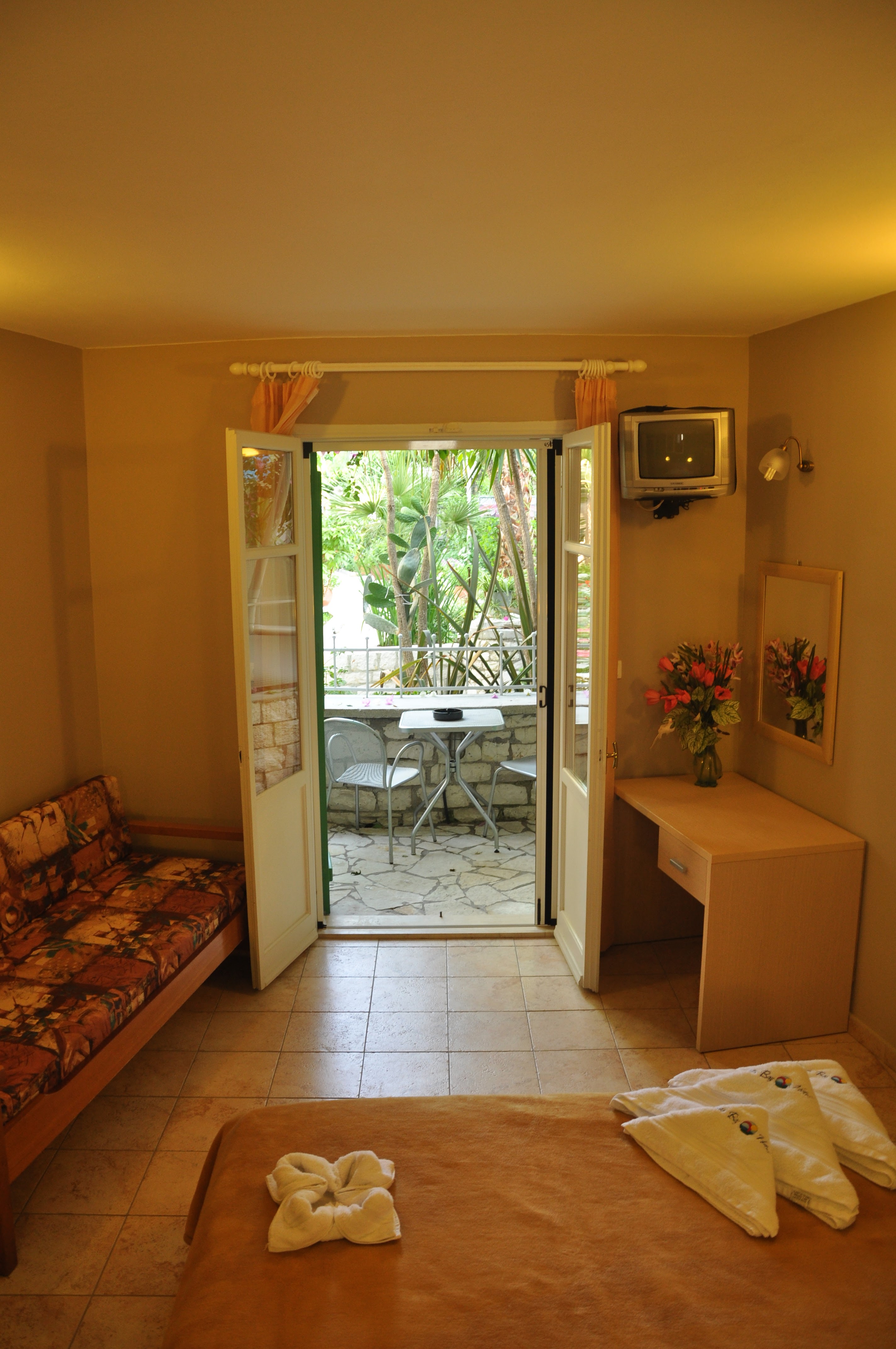 Rouda Bay Beach Hotel