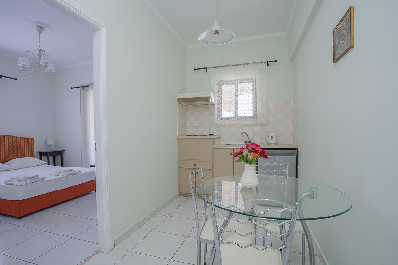 Aggelos Appartments & Deluxe Studios