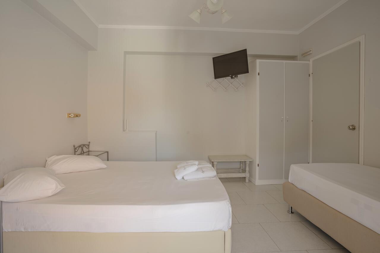 Aggelos Appartments & Deluxe Studios