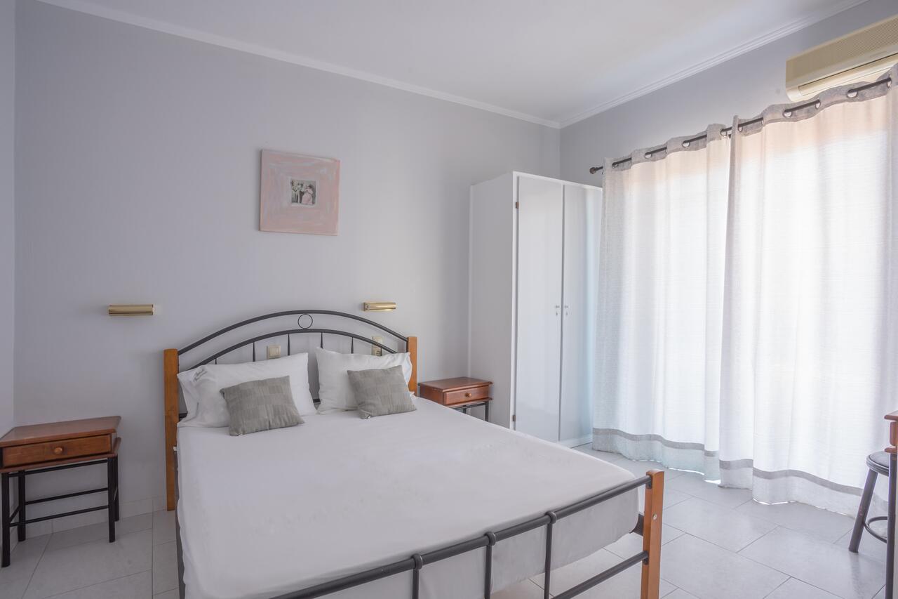 Aggelos Appartments & Deluxe Studios