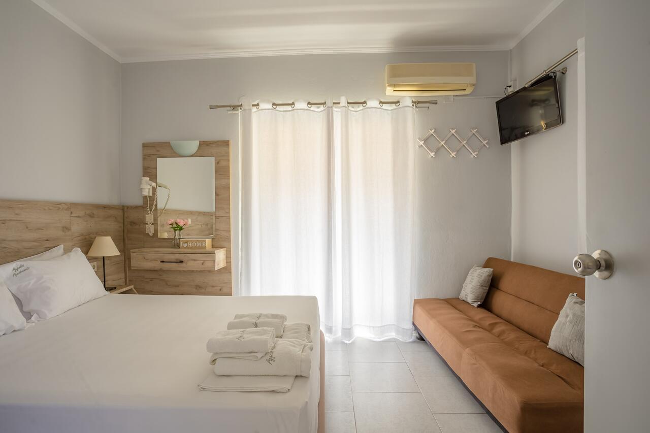 Aggelos Appartments & Deluxe Studios