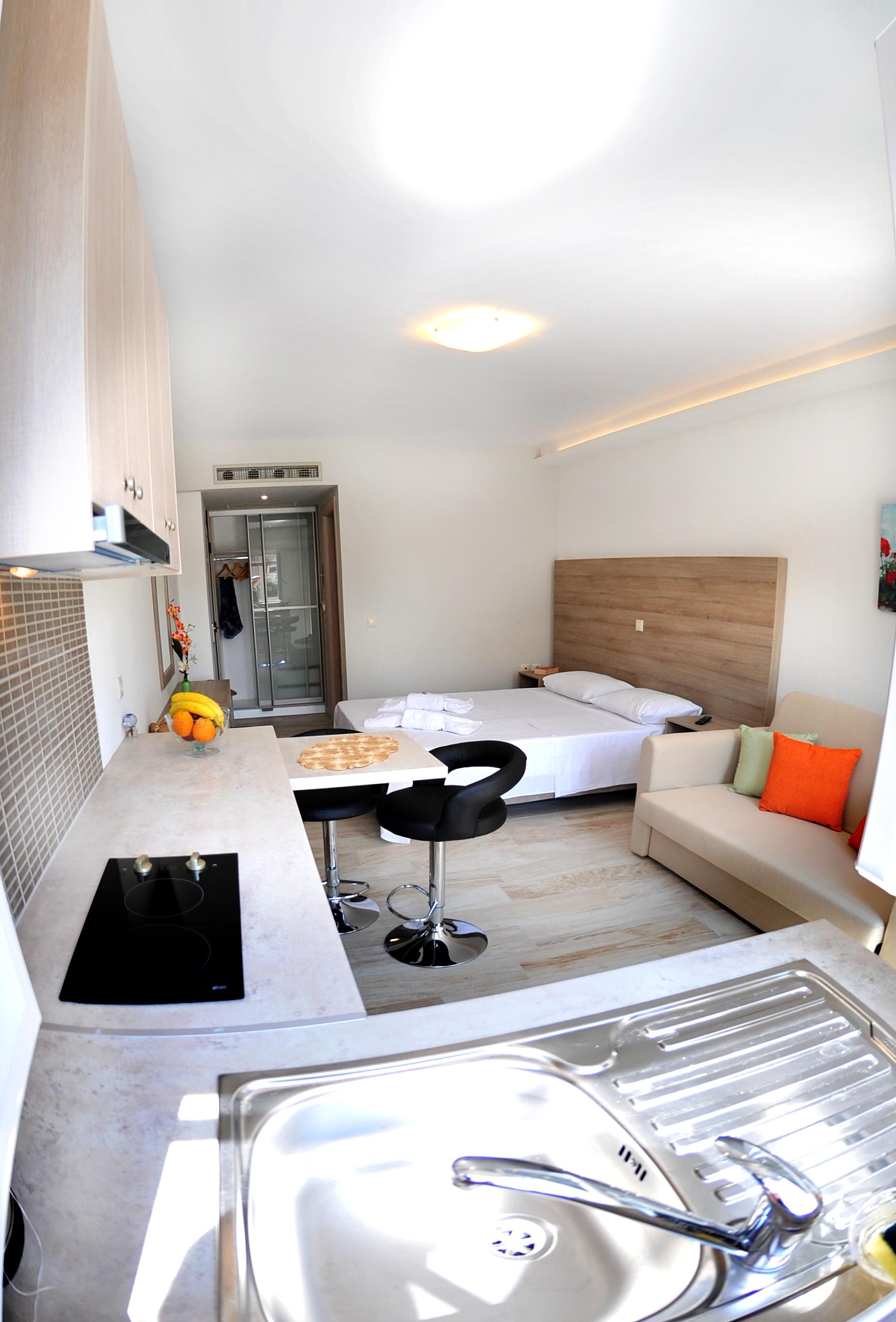 Aggelos Appartments & Deluxe Studios