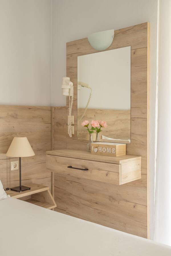 Aggelos Appartments & Deluxe Studios