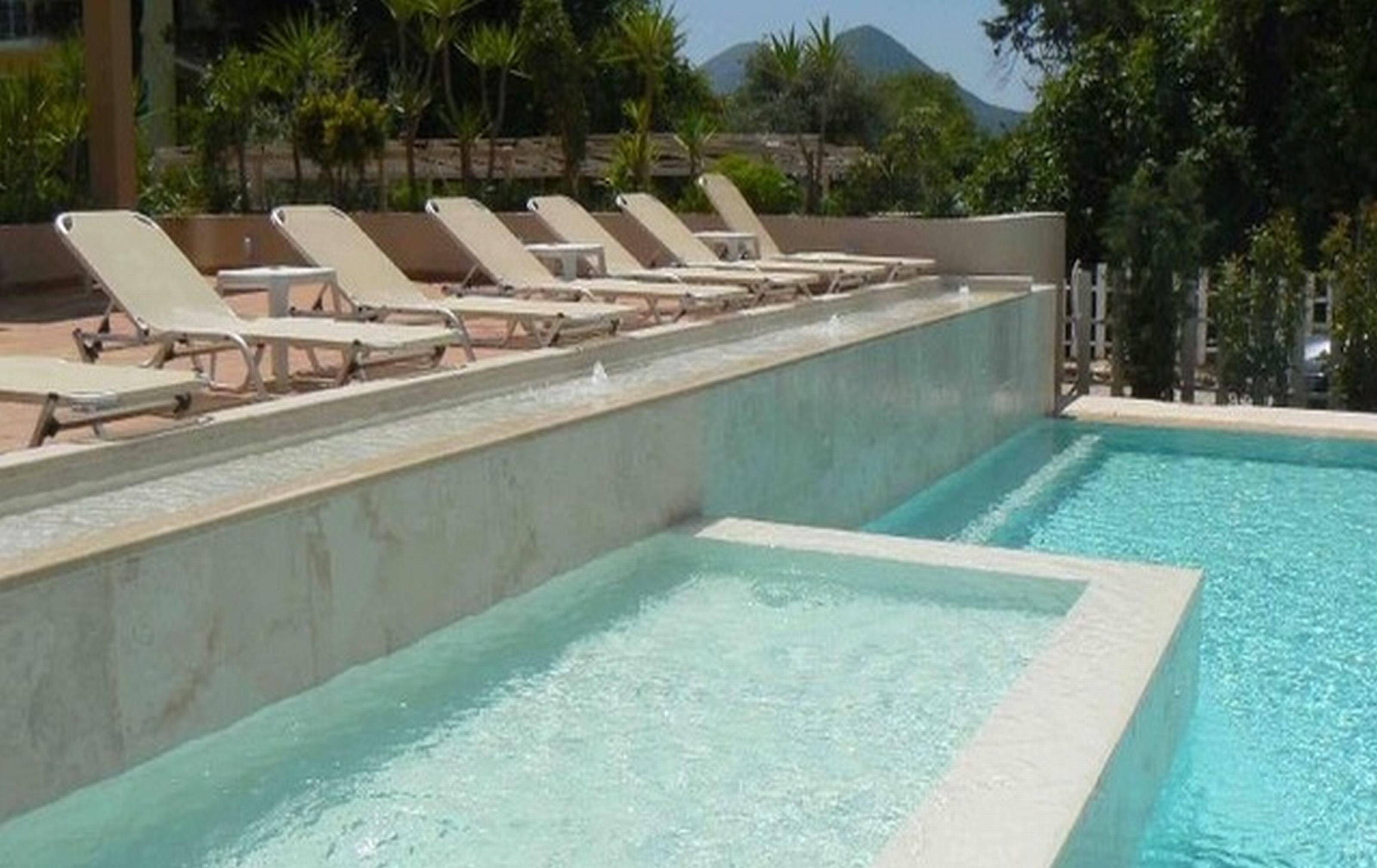 Happyland Hotel Apartments