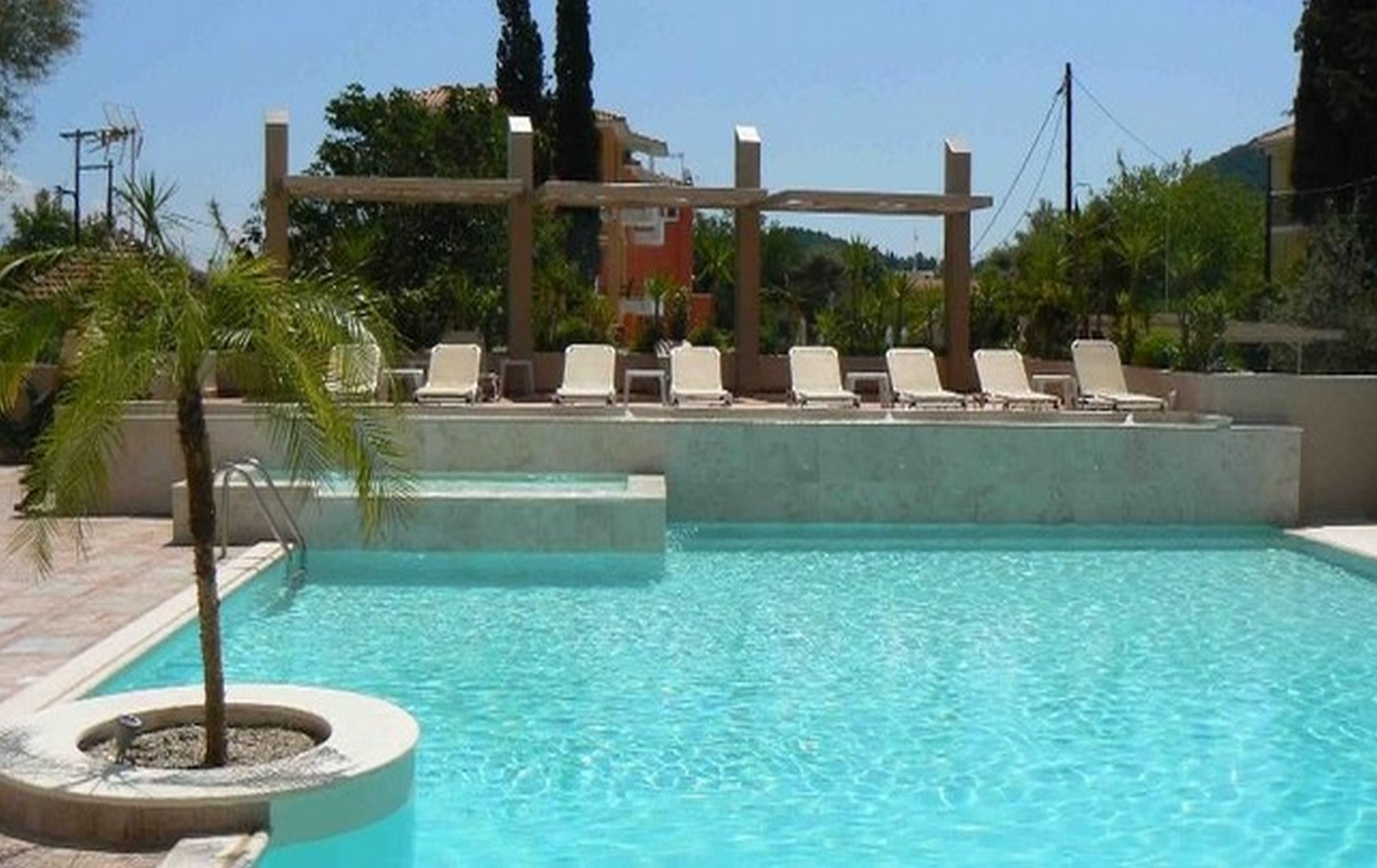 Happyland Hotel Apartments