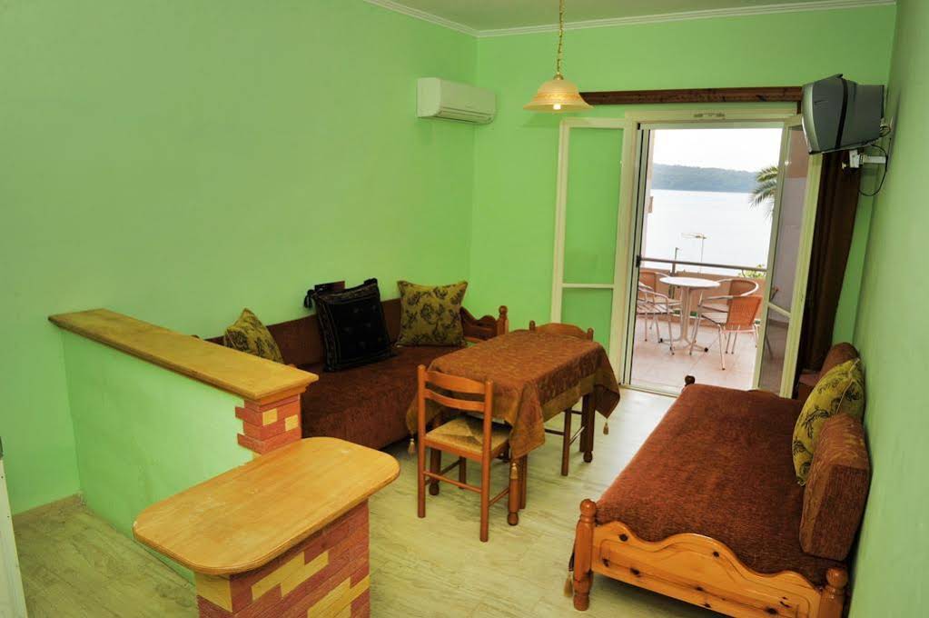Logan's Beach Hotel