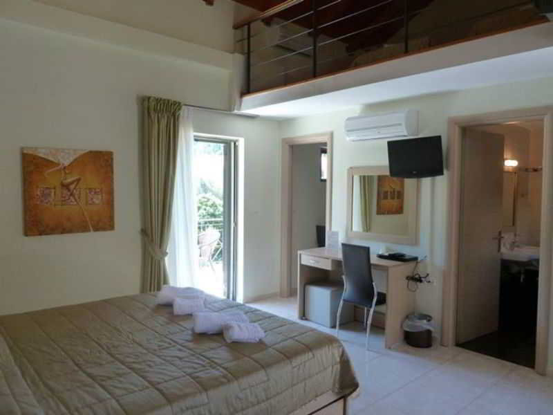 Boutique Hotel Eleana