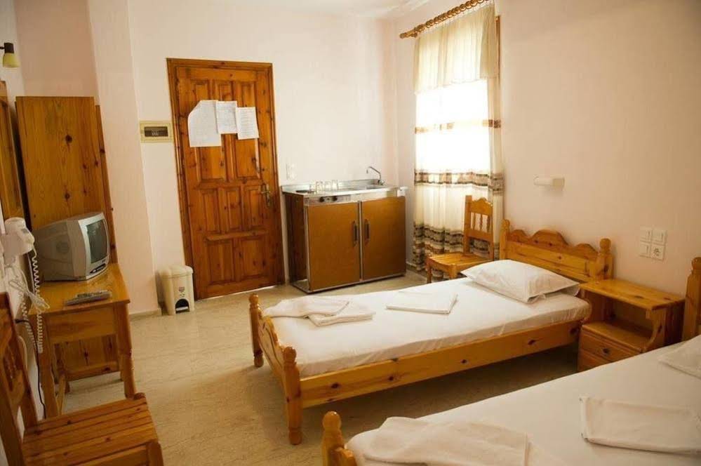 Geroulis Stefanos Studios