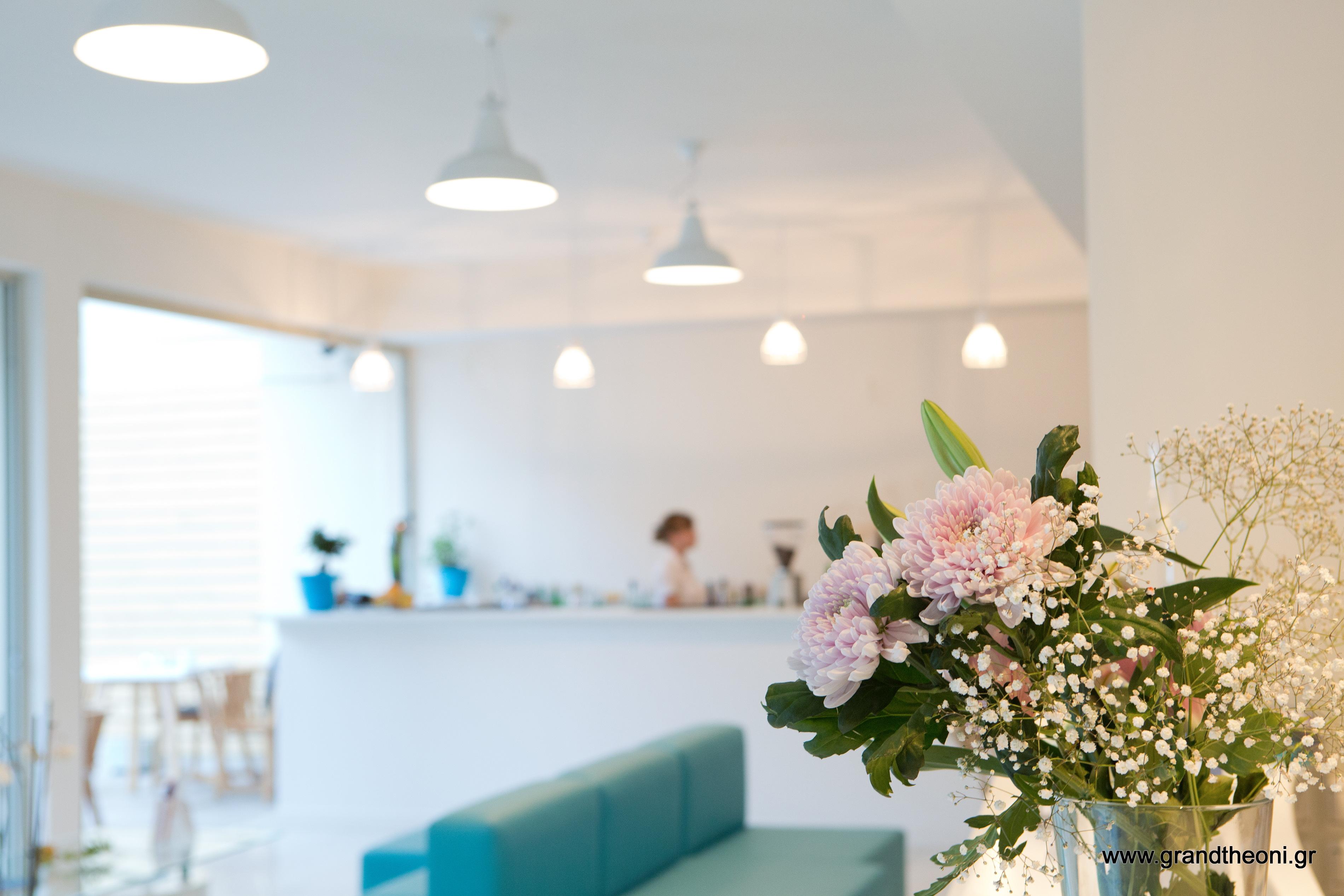 Grand Theoni Hotel Suites & Spa