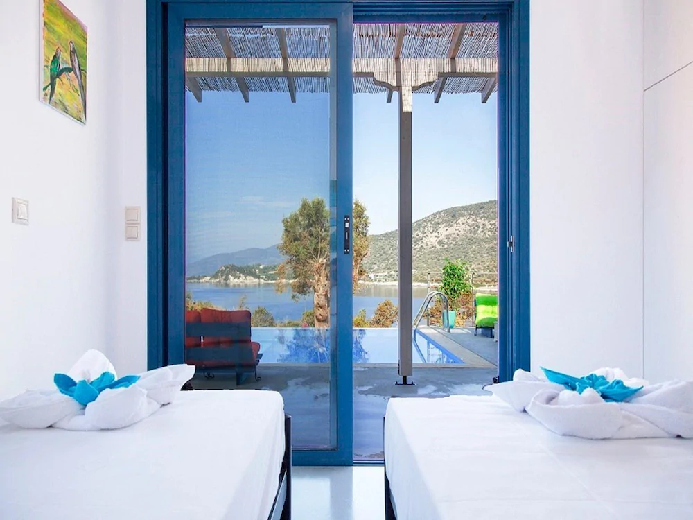 Zidanos Luxurious Villa
