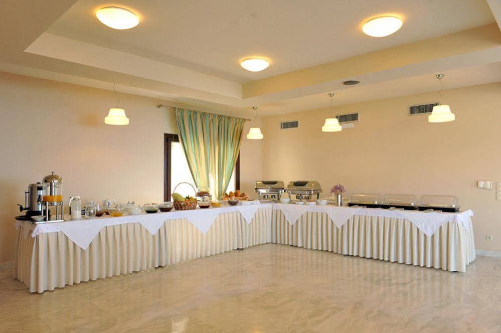 Porto Plaza Hotel Beach Resort