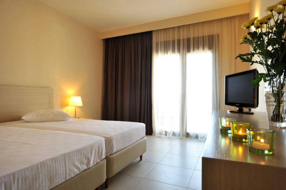 Porto Plaza Hotel Beach Resort