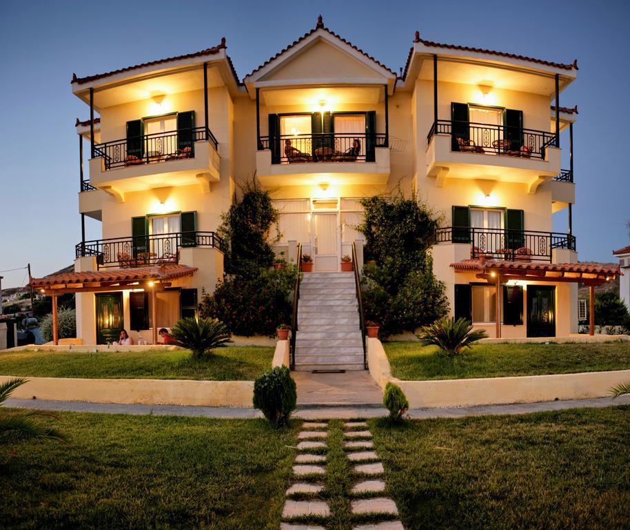 Aristi Studio Apartments