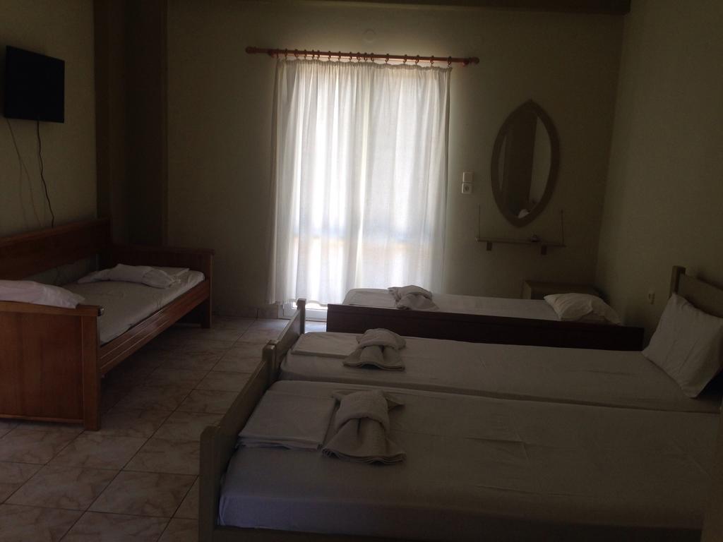 Aristi Studio Apartments