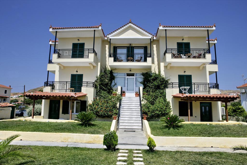 Aristi Studio Apartments