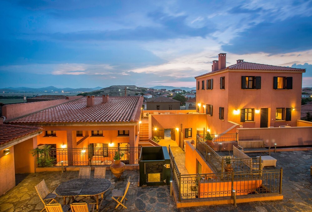 Varos Village Boutique Hotel