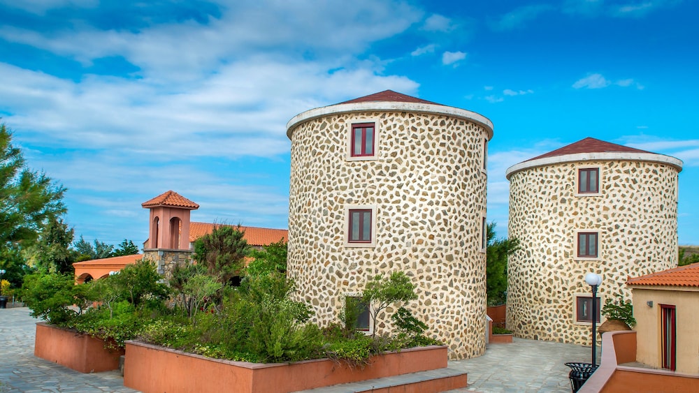 Varos Village Boutique Hotel