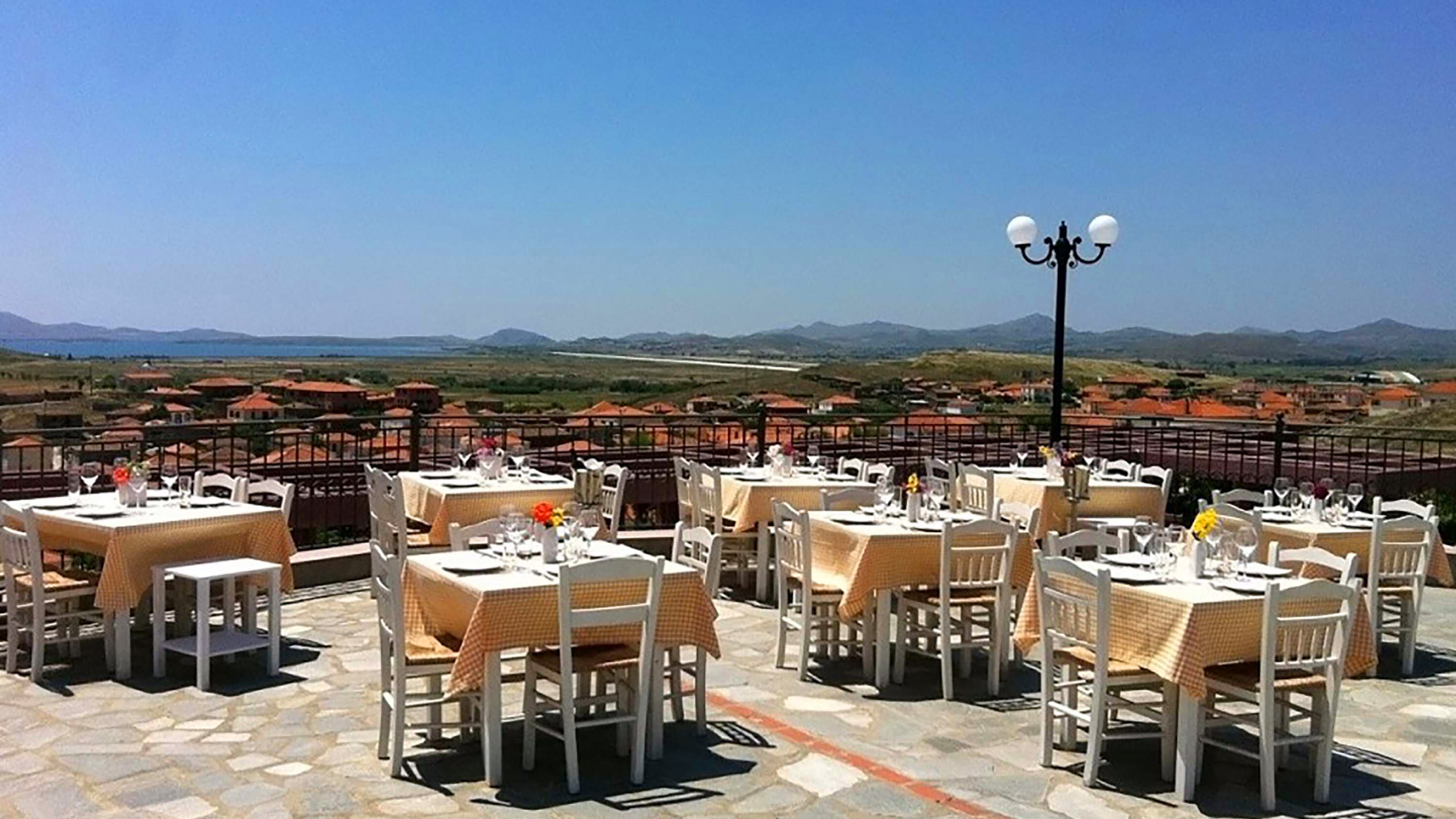 Varos Village Hotel & Residences