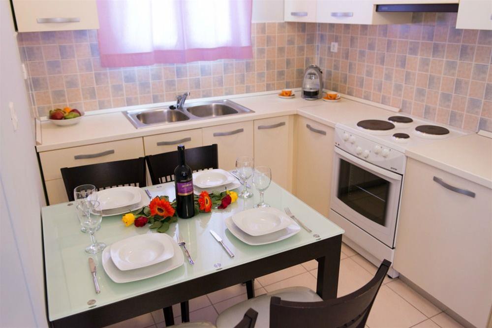 Anemis Apartments