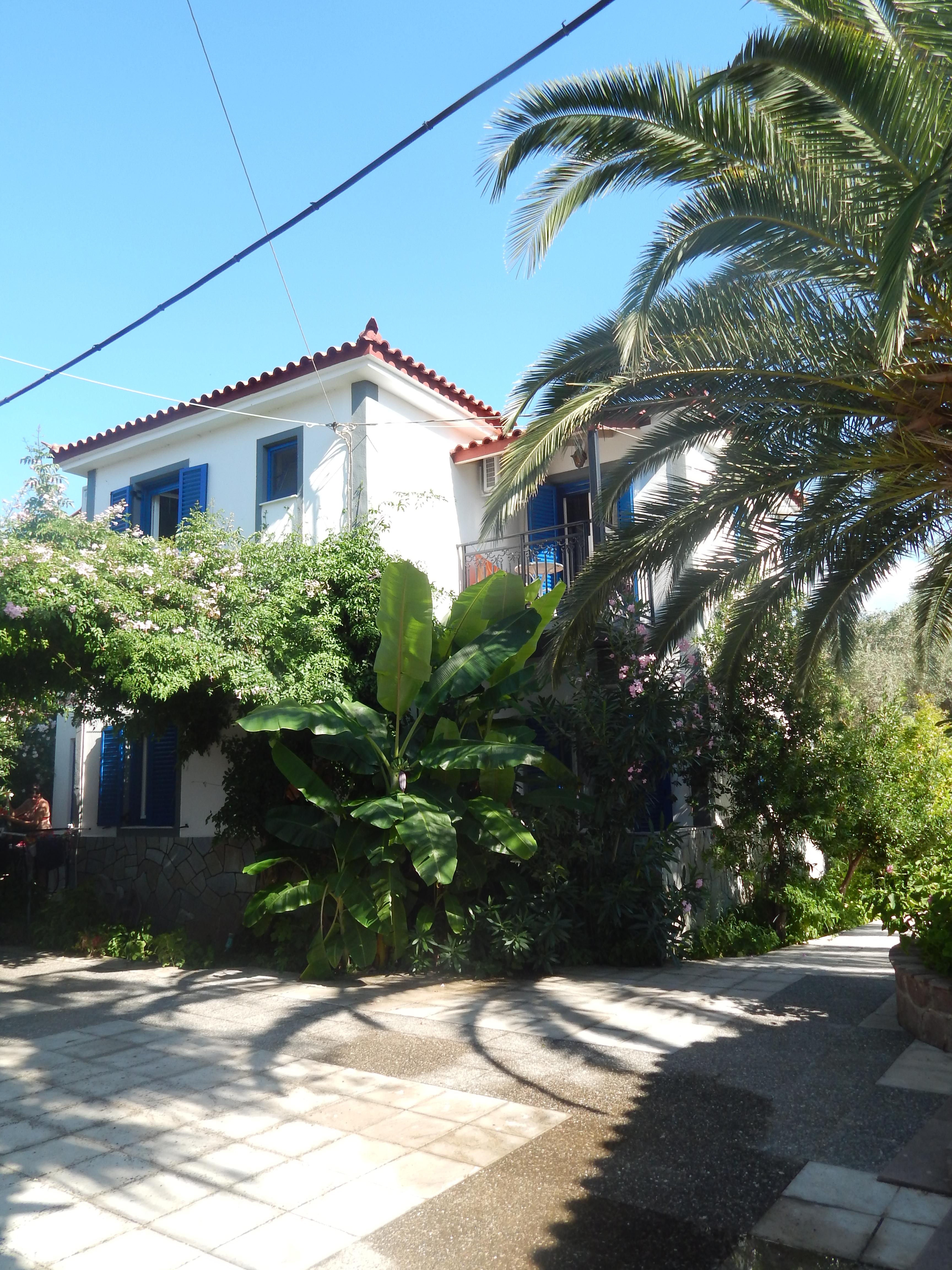 Anaxos Gardens