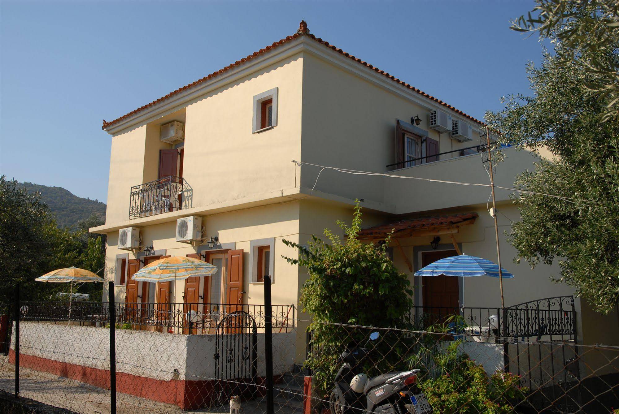 Vassilis Studios