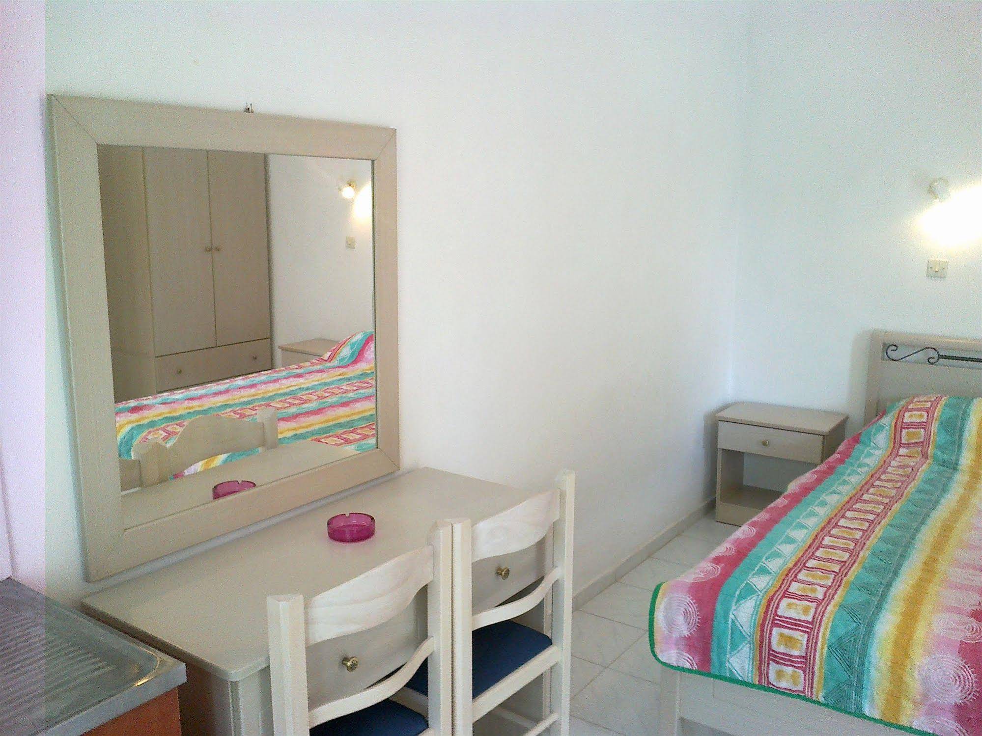 Vassilis Studios