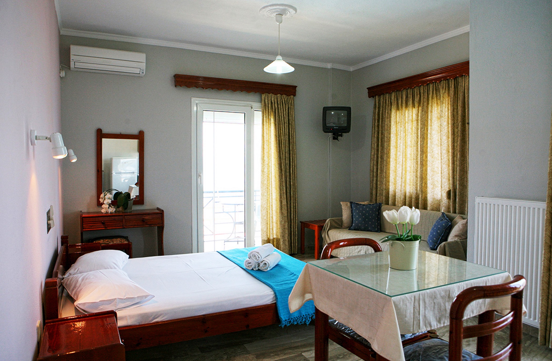 Gera Bay Studios & Apartments