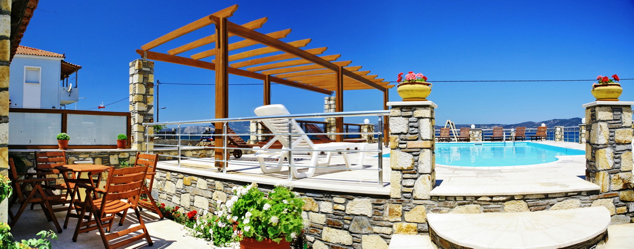 Gera Bay Studios & Apartments