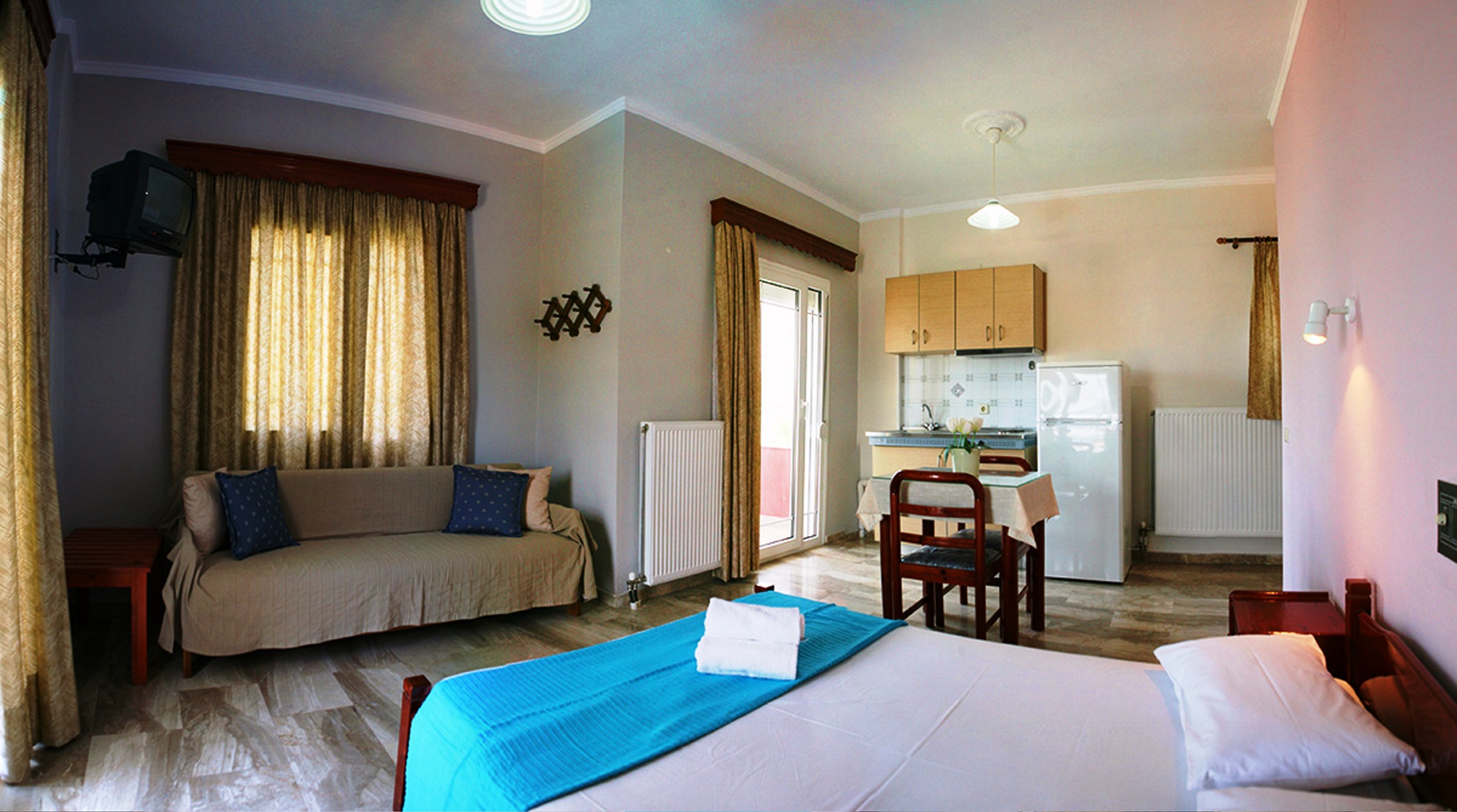 Gera Bay Studios & Apartments