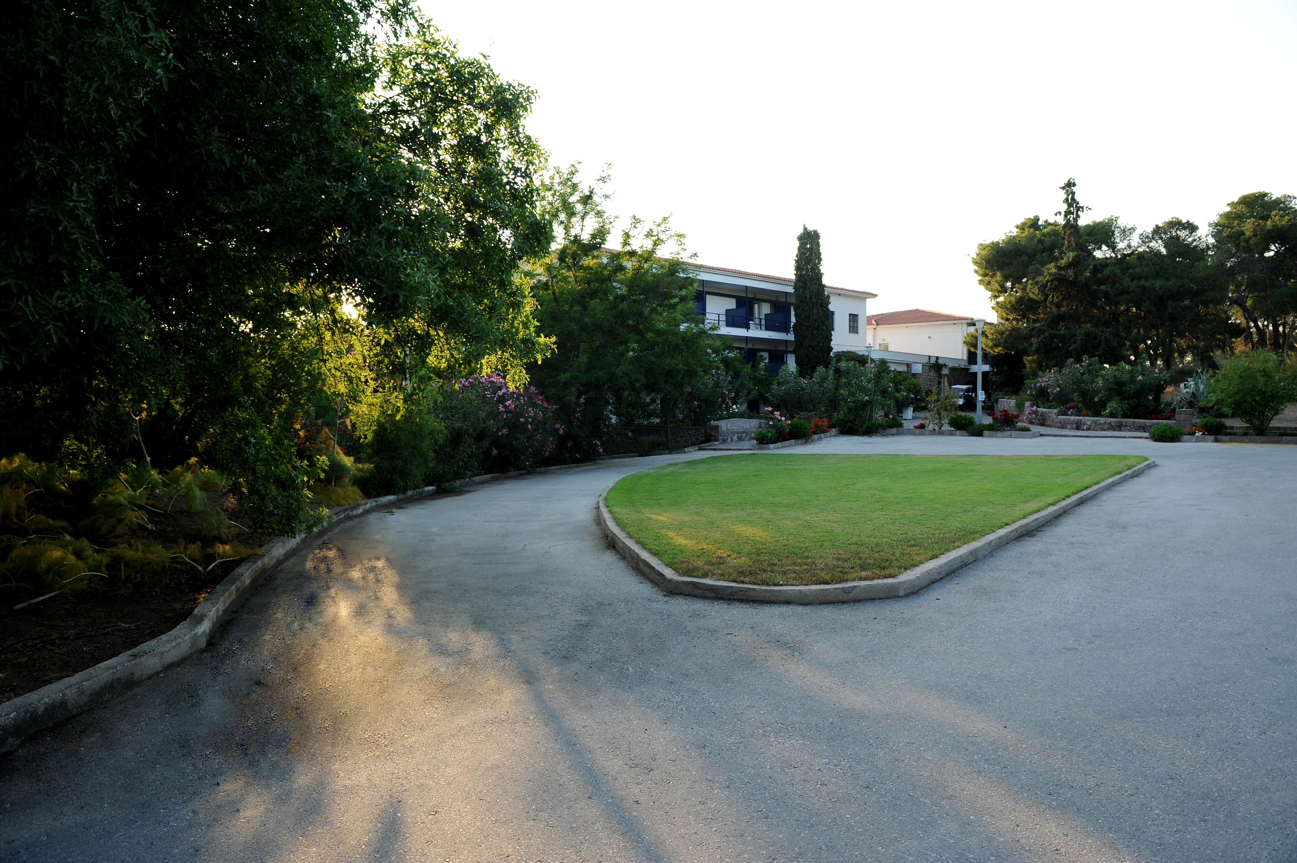 Delfinia Hotel & Bungalows