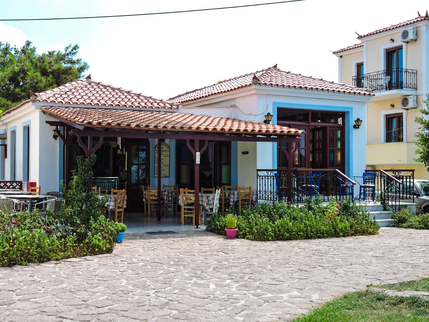 Marianthi Paradise